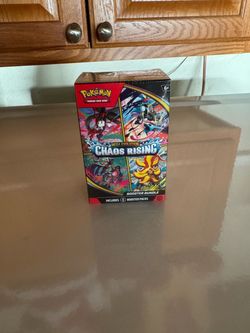 Pokémon TCG Mega Evolution Chaos Rising Booster Bundle