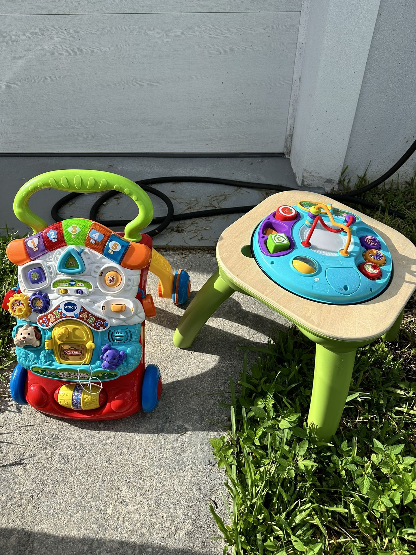 Walker And Standing Table Toy
