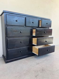 9 drawer black pine