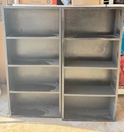 2 Free Shelves