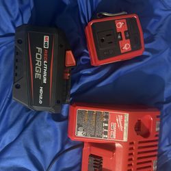 MILWAUKEE HD12.0r RED LITHIUM FORGE AND TOP OFF W/CHARGER