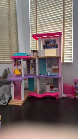 Barbie Dreamhouse + MORE!