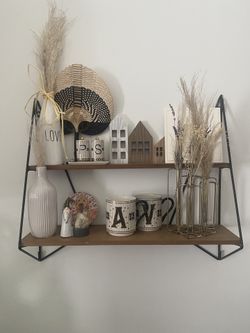 Wall shelf