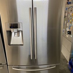 Counter Dep Samsung 36” French Door Refrigerator 
