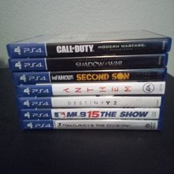 PS4 VIDEO GAME BUNDLE