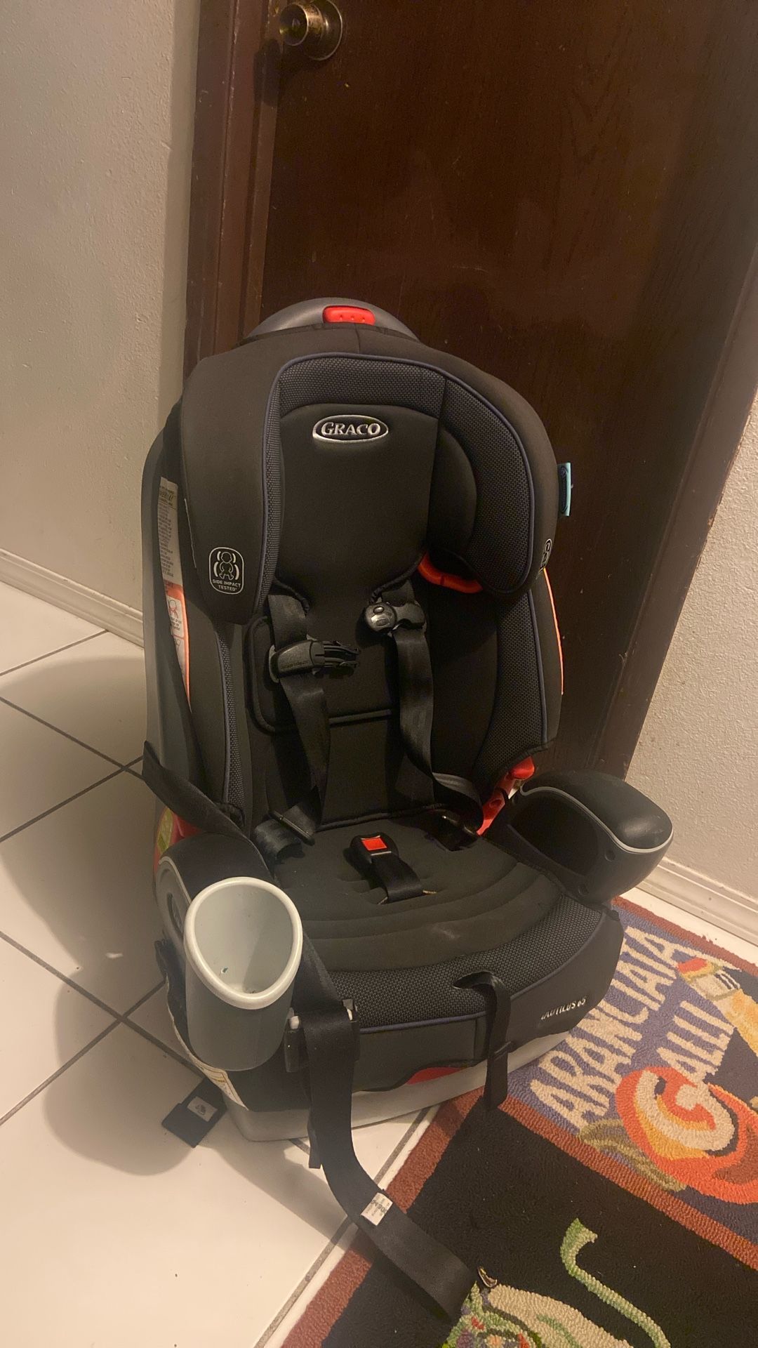 Graco Car. Seat Nautilus Model Price 50$. Pick Up.  E.  72. and. Grandview. E.  Tacoma 