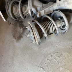 Free struts Acura Trsx