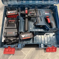 Bosch 18v Hammer/drill Kit