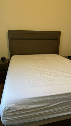 Queen Bedroom Set