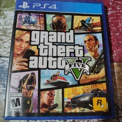 GTA Five PS4 (Disc looks brand new, still has map)