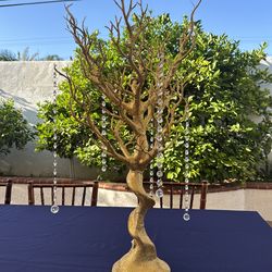 Manzanita Centerpiece Tree + 8 Acrylic Bead Chains for Wedding Banquet Birthday Party Event Tabletop Decorations - Metallic Gold