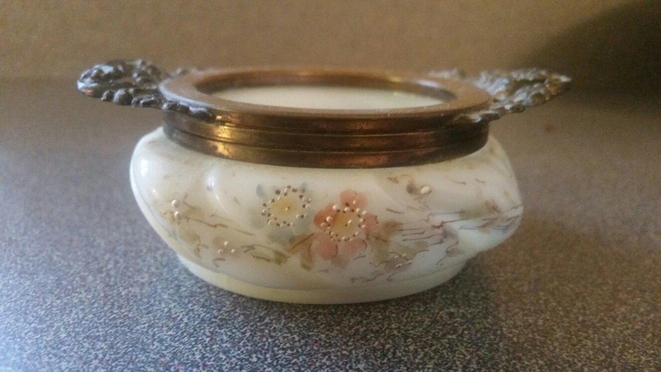 1890's Wavecrest dresser pin dish w/ brass ormolu handle