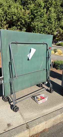 Free ping pong table