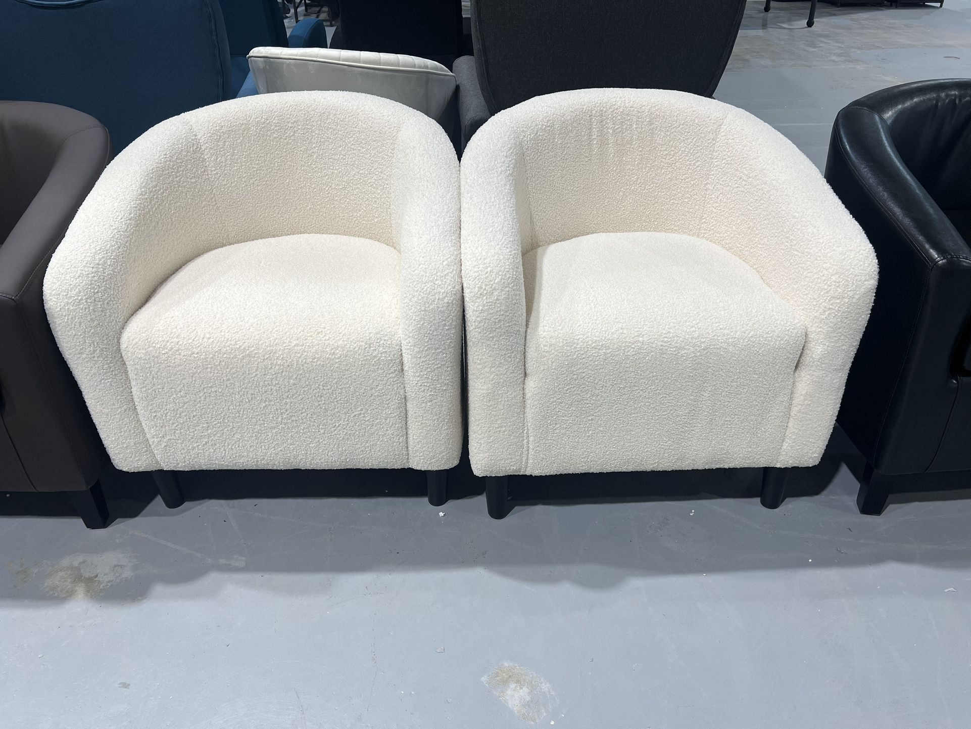 New Barrel Chairs, Furry Accent Chairs with Soft Padded Armrest for Living Room Bedroom Waiting Room Office, Set of 2, Ivory