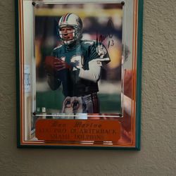 Dan marino signed plaque 