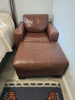 Chair and Ottoman in Genuine leather