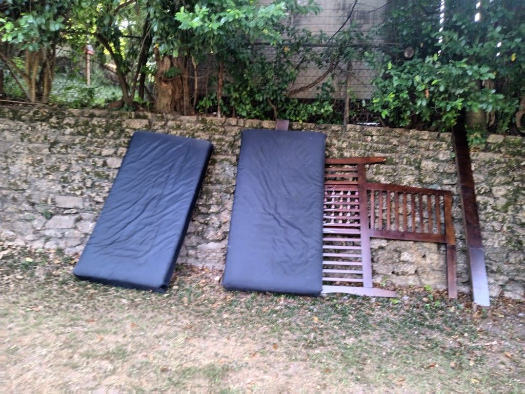 Twin Size Headboard Footboard Mattress And Box Spring For Sale