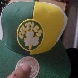 Boston CELTICS  Pinwheel Snapback  