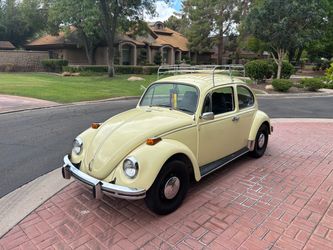 Classic Volkswagen Beetle – Cream Yellow