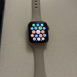 Apple Watch SE