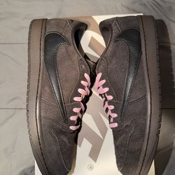 Jordan 1 Travis Scott velvet brown