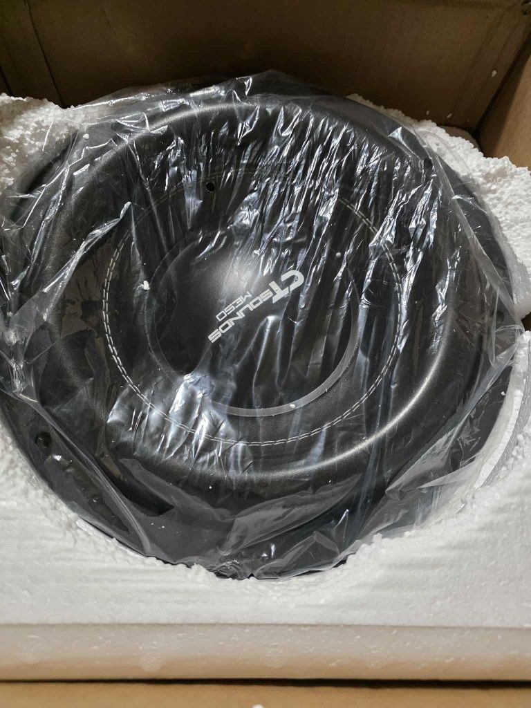 A Pair Of 12inch subwoofers ,amplifier and wiring all brand new CT Sounds