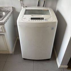 Nice top load washer works well