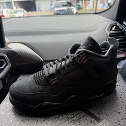 Jordan 4 black cat 