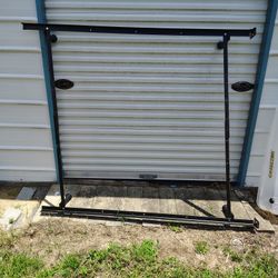 Queen Size Metal Mattress Frame