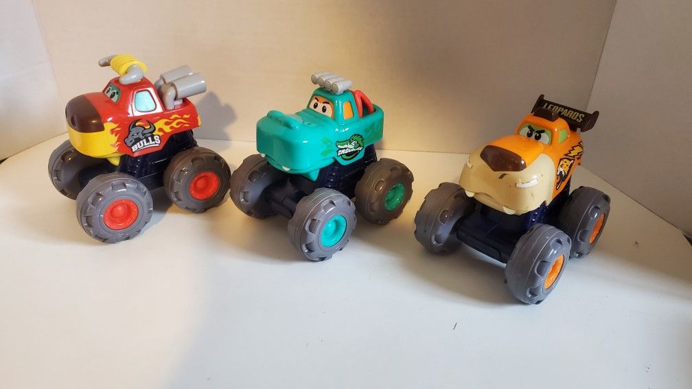 3 Animal Monster Truck Toys pull back and go