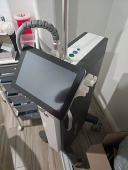 Secret RF Microneedling 2018 Device