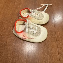 Vintage 80ies Pedal Pushers Baby Shoes Shipping Avaialbe 
