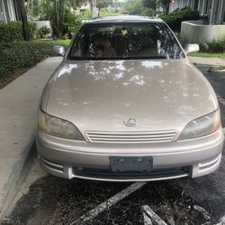 1994 Lexus ES 300