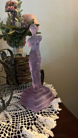Vintage  STATUE BUST FIGURINE Aphrodite of Melos Venus De Milo Glass