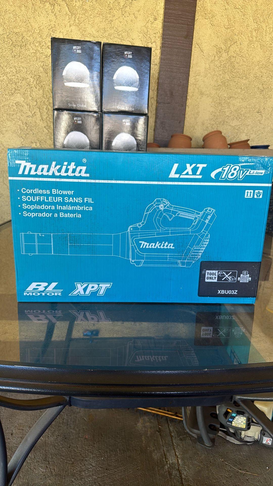 New Makita 18V Leaf Blower 