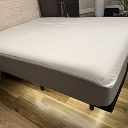 Queen matress ,Nectar