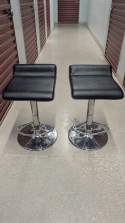 2 metal stools