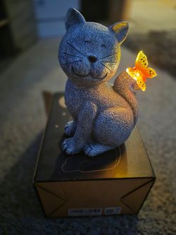 Outdoor Cat Solar Statue for Garden