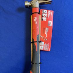 Milwaukee Hammer And Pry Bar Set