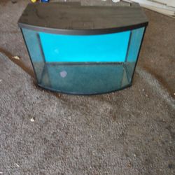 Fish Tank. Must Go. Make an Offer