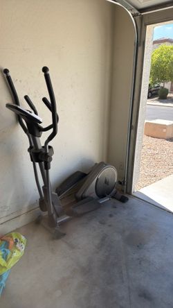 Elliptical trainer