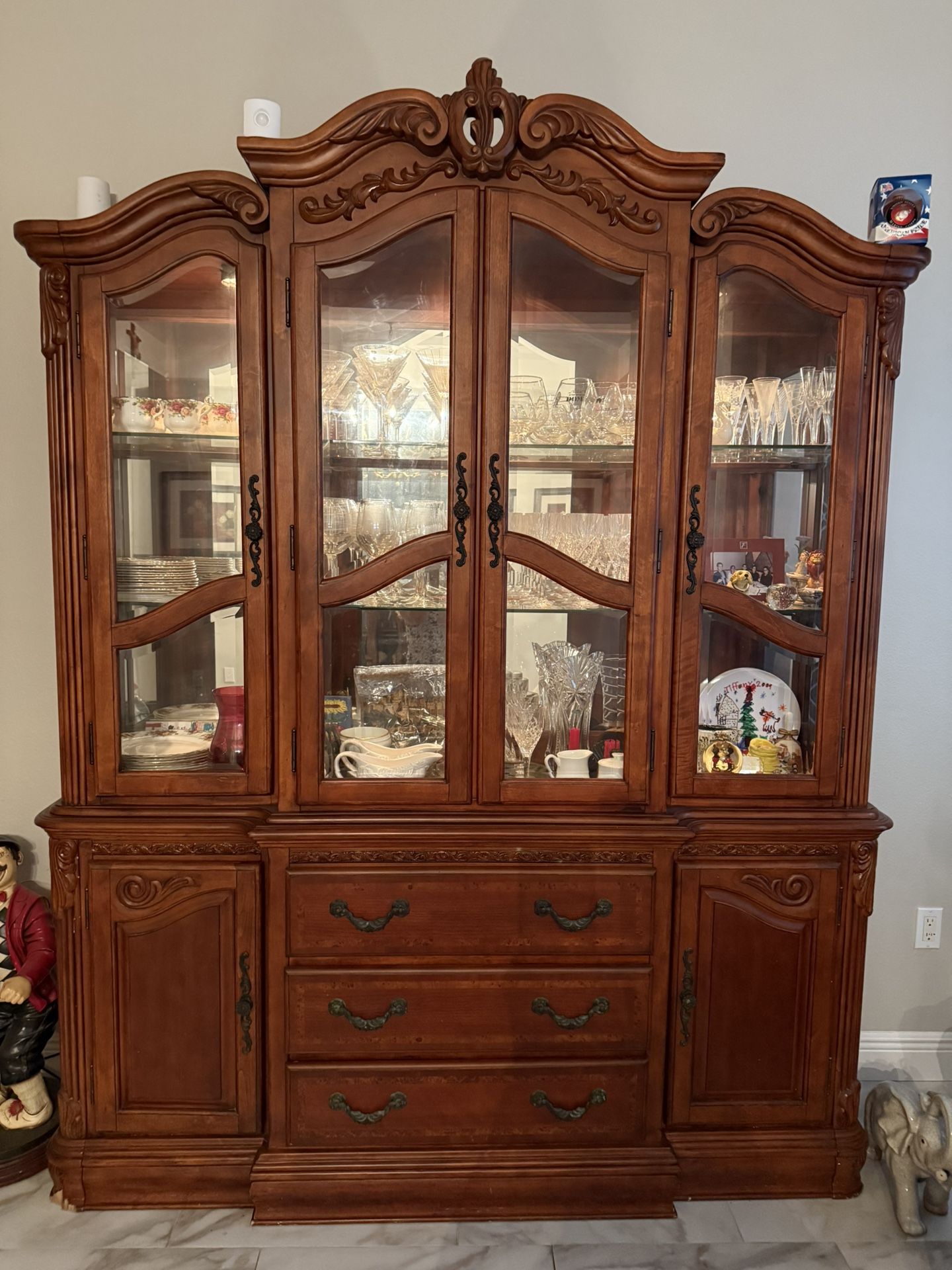 Wooden China Cabinet moving must sell $100. Dollars