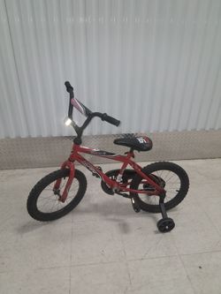 $60 OBO Huffy bike with training wheels