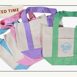 Trader Joe’s Mini Totes Pastel