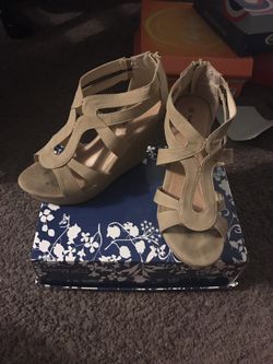 Beige wedges