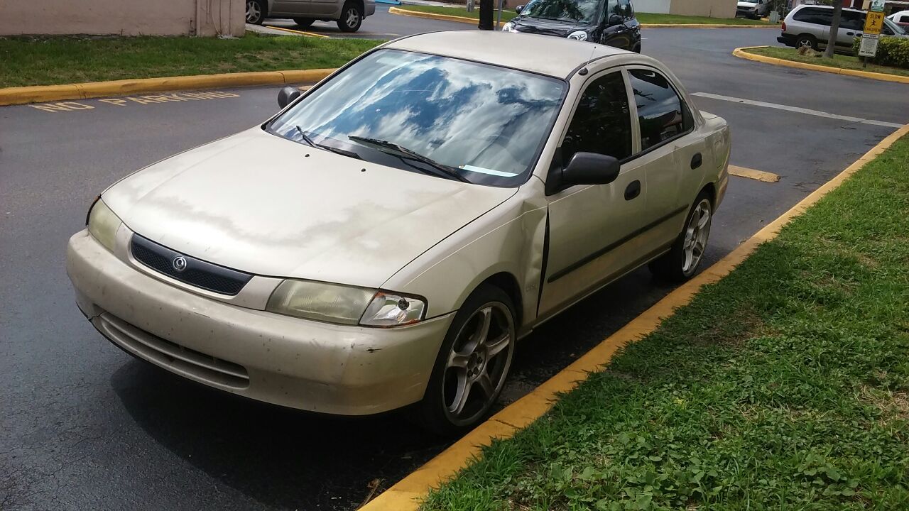 1997 Mazda Protege