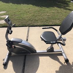 Recumbent bike Exerpelitic