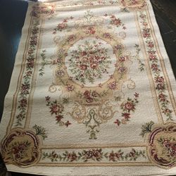 5 FT X 3 FT 9 IN AREA RUGS