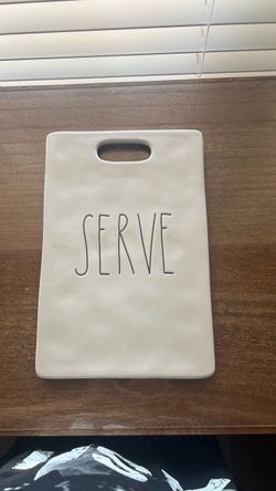 Rae Dunn “Serve” board