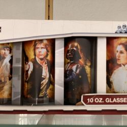 New, Unopened Star Wars 10oz Cups